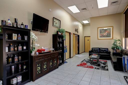 Auto Repair Shop «Universal Lube and Auto Repair», reviews and photos, 8550 N 91st Ave #69 Suite 69, Peoria, AZ 85345, USA