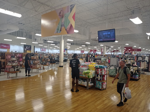 Department Store «Marshalls», reviews and photos, 12801 W Sunrise Blvd, Sunrise, FL 33323, USA