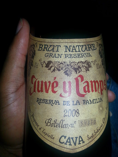 Wine Store «Yiannis Wine Shop», reviews and photos, 401 N Great Neck Rd #123, Virginia Beach, VA 23454, USA