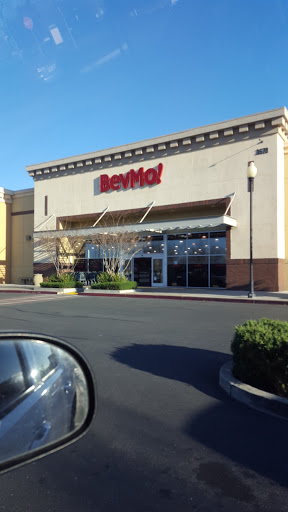 Wine Store «BevMo!», reviews and photos, 3678 N Freeway Blvd, Sacramento, CA 95834, USA