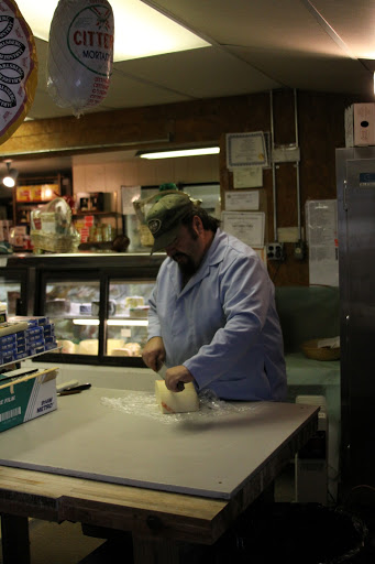 Gourmet Grocery Store «Whitehouse Shady Hollow Farm», reviews and photos, 12 42nd St, Whitehouse Station, NJ 08889, USA