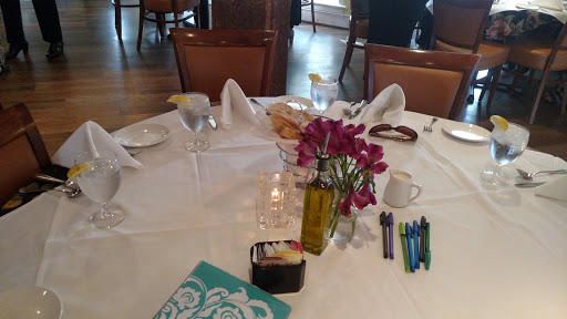 American Restaurant «Tuscarora Mill Restaurant», reviews and photos, 203 Harrison St SE, Leesburg, VA 20175, USA