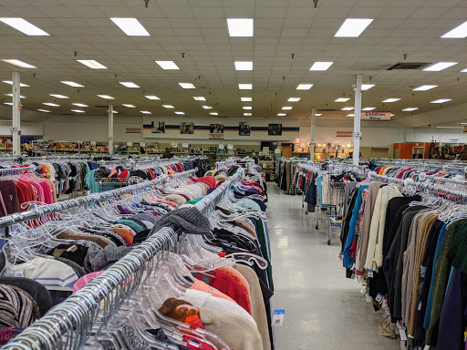 Thrift Store «Goodwill of North Georgia: Kennesaw Store and Donation Center», reviews and photos, 2500 Cobb Pkwy N, Kennesaw, GA 30152, USA