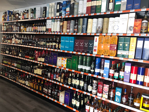 Liquor Store «Miami Beach Liquors», reviews and photos, 814 Alton Rd, Miami Beach, FL 33139, USA
