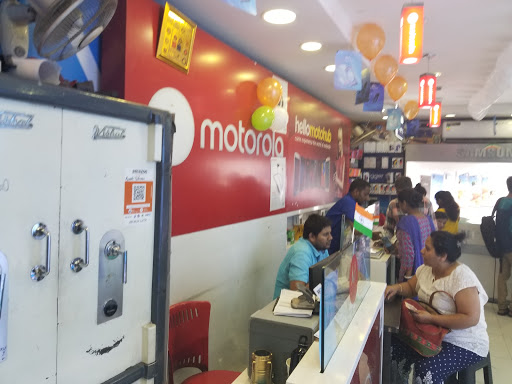 AYUSHI TELECOME ( Multibrand ) Service centre with authorised & mobile showroom