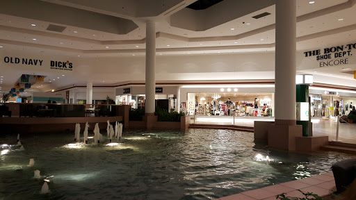 Shopping Mall «Wilton Mall», reviews and photos, 3065 NY-50, Saratoga Springs, NY 12866, USA