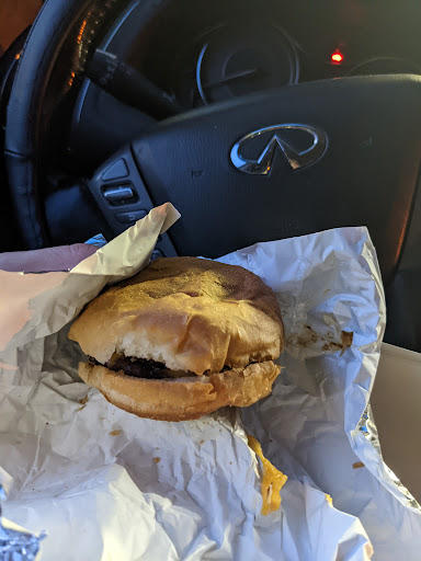 American Restaurant «Swensons (North Akron) Drive-In Restaurants», reviews and photos, 658 E Cuyahoga Falls Ave, Akron, OH 44310, USA