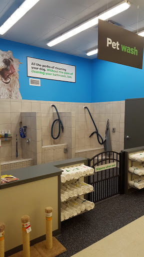 Pet Supply Store «Pet Supplies Plus», reviews and photos, 3820 Milan Rd, Sandusky, OH 44870, USA