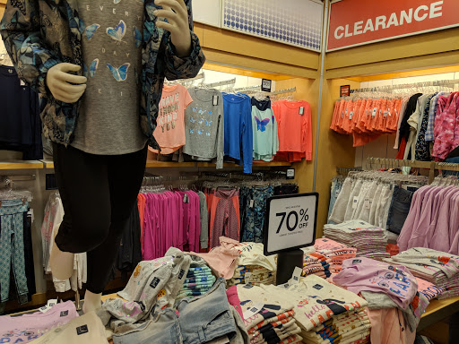 Clothing Store «Gap Factory Store», reviews and photos, 820 W Stacy Rd, Allen, TX 75013, USA