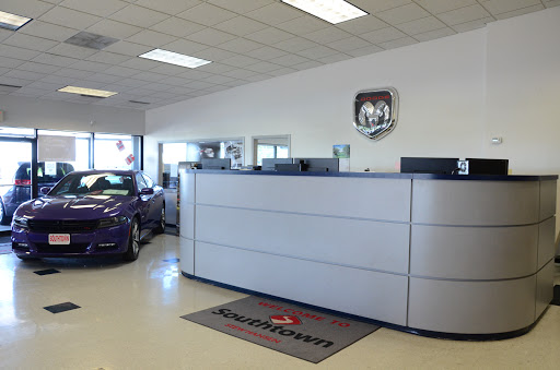 Car Dealer «Southtown Chrysler Dodge Jeep Ram», reviews and photos, 2412 N Jefferson Way, Indianola, IA 50125, USA