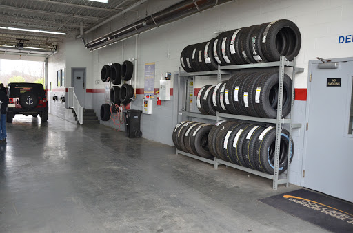 Car Dealer «Columbia Chrysler Dodge Jeep Ram Fiat», reviews and photos, 106 S James Campbell Blvd, Columbia, TN 38401, USA