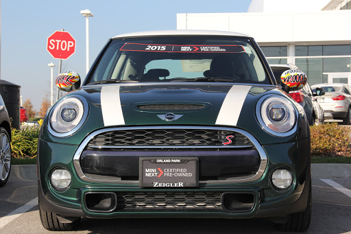Car Dealer «MINI of Orland Park», reviews and photos, 11030 W 159th St, Orland Park, IL 60467, USA
