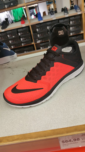 Shoe Store «WSS», reviews and photos, 2388 Long Beach Blvd, Long Beach, CA 90806, USA