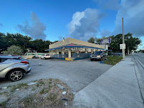 Gold Star Coin Laundry - Photo 4 - Car repair in Miami, FL, Miramar