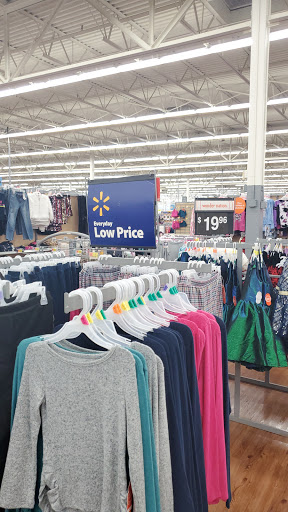 Department Store «Walmart Supercenter», reviews and photos, 35 Plaza Dr, Tamaqua, PA 18252, USA
