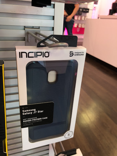 Cell Phone Store «T-Mobile», reviews and photos, 25965 Industrial Blvd #105, Hayward, CA 94545, USA