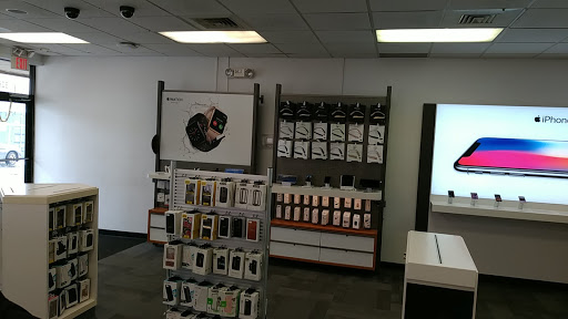 Cell Phone Store «AT&T», reviews and photos, 826 Boston Rd, Springfield, MA 01119, USA