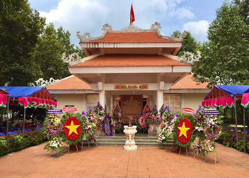Nhà Bia Tưởng niệm Cục Hậu cần Miền