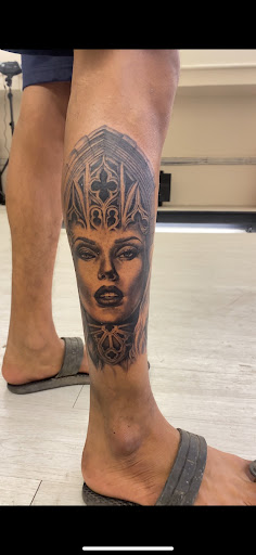 Explore female family tattoo ideas, creative tattoo ideas in Atlanta, available at Iron Palm Tattoos & Body Piercing Atlanta