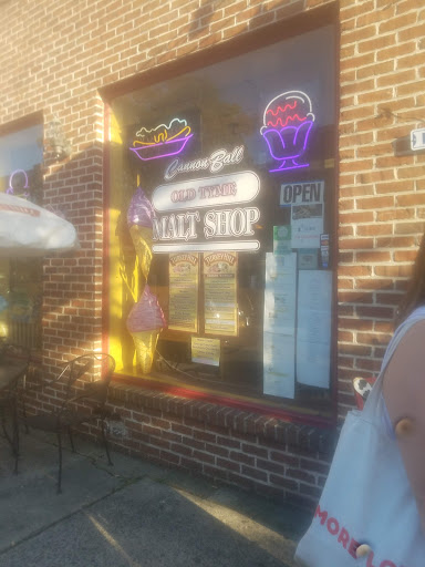 Ice Cream Shop «Cannonball Olde Tyme Malt Shop», reviews and photos, 11 York St, Gettysburg, PA 17325, USA