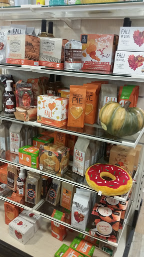 Department Store «HomeGoods», reviews and photos, 5225 Settlers Market Blvd, Williamsburg, VA 23188, USA