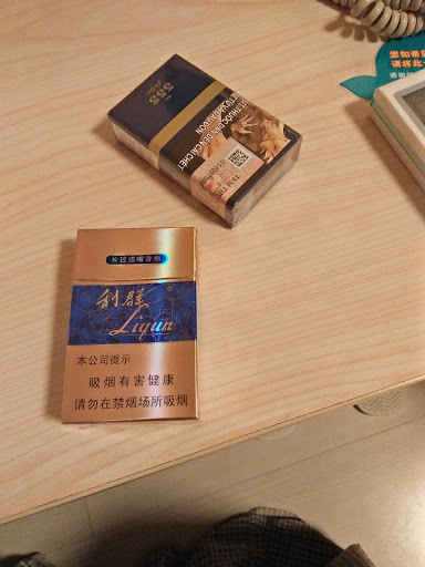 与朋友共进晚餐 深圳