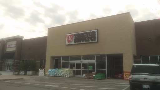 Home Improvement Store «Tractor Supply Co.», reviews and photos, 3265 Owen Rd, Fenton, MI 48430, USA