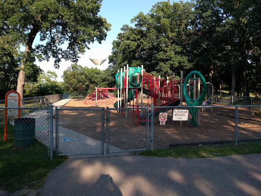 Recreation Center «Robert W. Rolek Community Center - Round Lake Area Park District», reviews and photos, 814 Hart Rd, Round Lake, IL 60073, USA