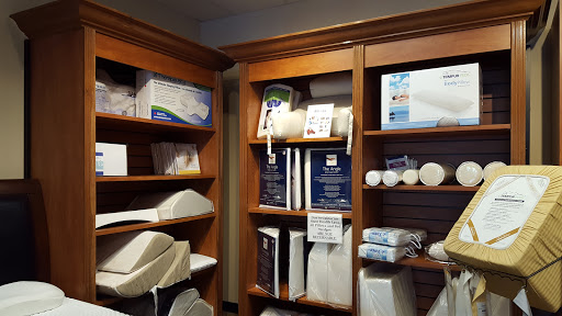 Office Furniture Store «The Ultimate Back Store», reviews and photos, 2700 E Bidwell St #600, Folsom, CA 95630, USA