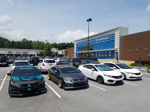 Movie Theater «Studio Movie Grill», reviews and photos, 2880 Holcomb Bridge Rd, Alpharetta, GA 30022, USA