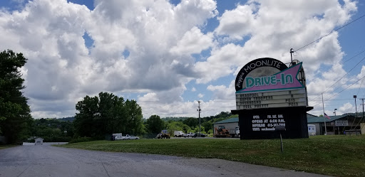 Drive-in Movie Theater «The Moonlite Drive-In», reviews and photos, 931 W Main St, Woodbury, TN 37190, USA