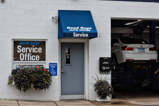 Used Car Dealer «Good Guys Auto House LLC», reviews and photos, 1103 Queen St, Southington, CT 06489, USA