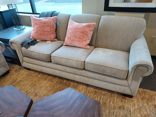 Furniture Store «La-Z-Boy Furniture Galleries», reviews and photos, 100 Quinn Dr, Pittsburgh, PA 15275, USA