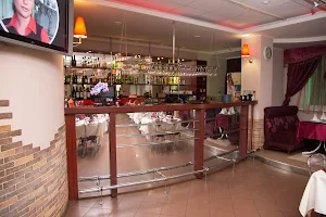 Valeri, Kafe-Bar image