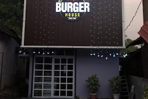 Shafi's Burger House image