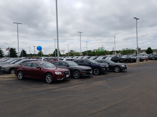 Car Dealer «Waconia Dodge Chrysler Jeep», reviews and photos, 905 Strong Dr, Waconia, MN 55387, USA