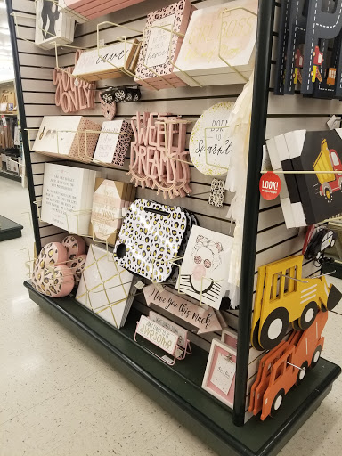 Craft Store «Hobby Lobby», reviews and photos, 43075 Crescent Blvd, Novi, MI 48375, USA