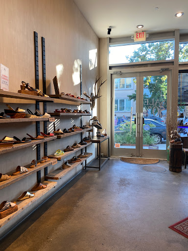 Shoe Store «DNA Footwear Williamsburg», reviews and photos, 133 N 7th St, Brooklyn, NY 11249, USA