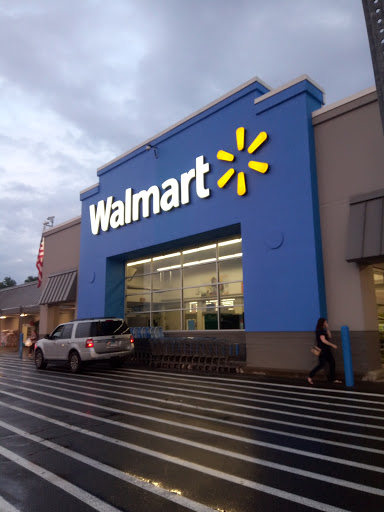 Discount Store «Walmart», reviews and photos, 67 Newtown Rd, Danbury, CT 06810, USA