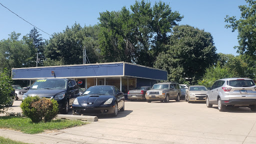Used Car Dealer «Elamigo Auto Sales», reviews and photos, 5924 SW 9th St, Des Moines, IA 50315, USA