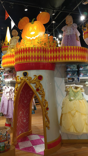 Toy Store «Disney Store», reviews and photos, 1 Sun Valley Mall, Concord, CA 94520, USA