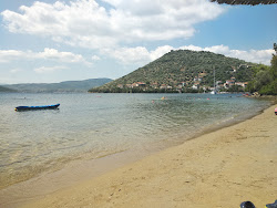 Photo de Pigadi beach zone sauvage