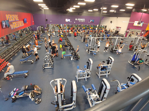Crunch Fitness - Waterford Lakes