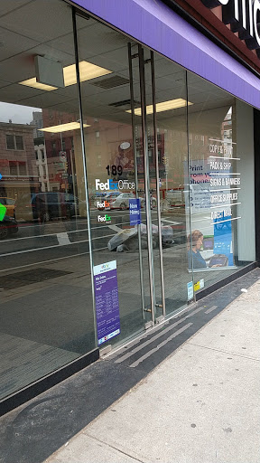 Print Shop «FedEx Office Print & Ship Center», reviews and photos, 189 8th Ave, New York, NY 10011, USA