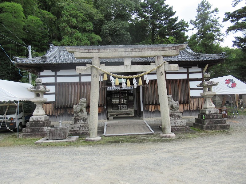 春日神社