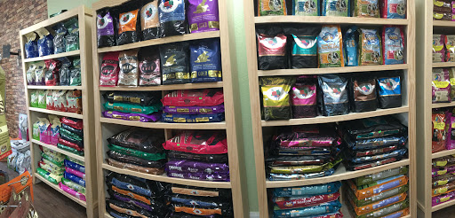 Pet Supply Store «Le Pup Pet Supplies and Grooming - Clermont», reviews and photos, 4359 S Hwy 27, Clermont, FL 34711, USA