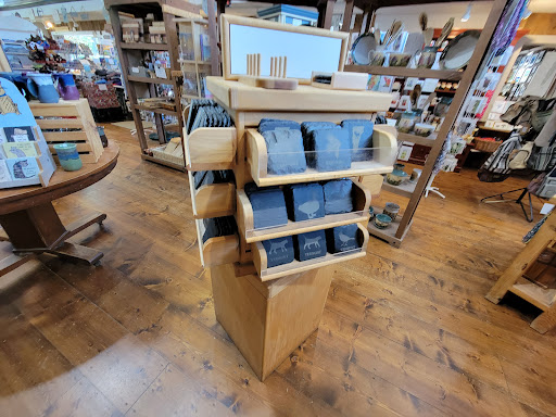 Gift Shop «Vermont Gift Barn», reviews and photos, 1087 Williston Rd, South Burlington, VT 05403, USA