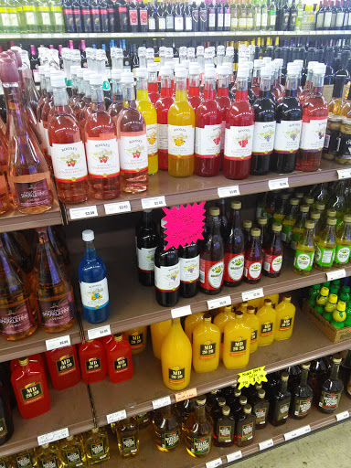 Liquor Store «Liquor City - Louisville», reviews and photos, 1420 W Jefferson St, Louisville, KY 40203, USA