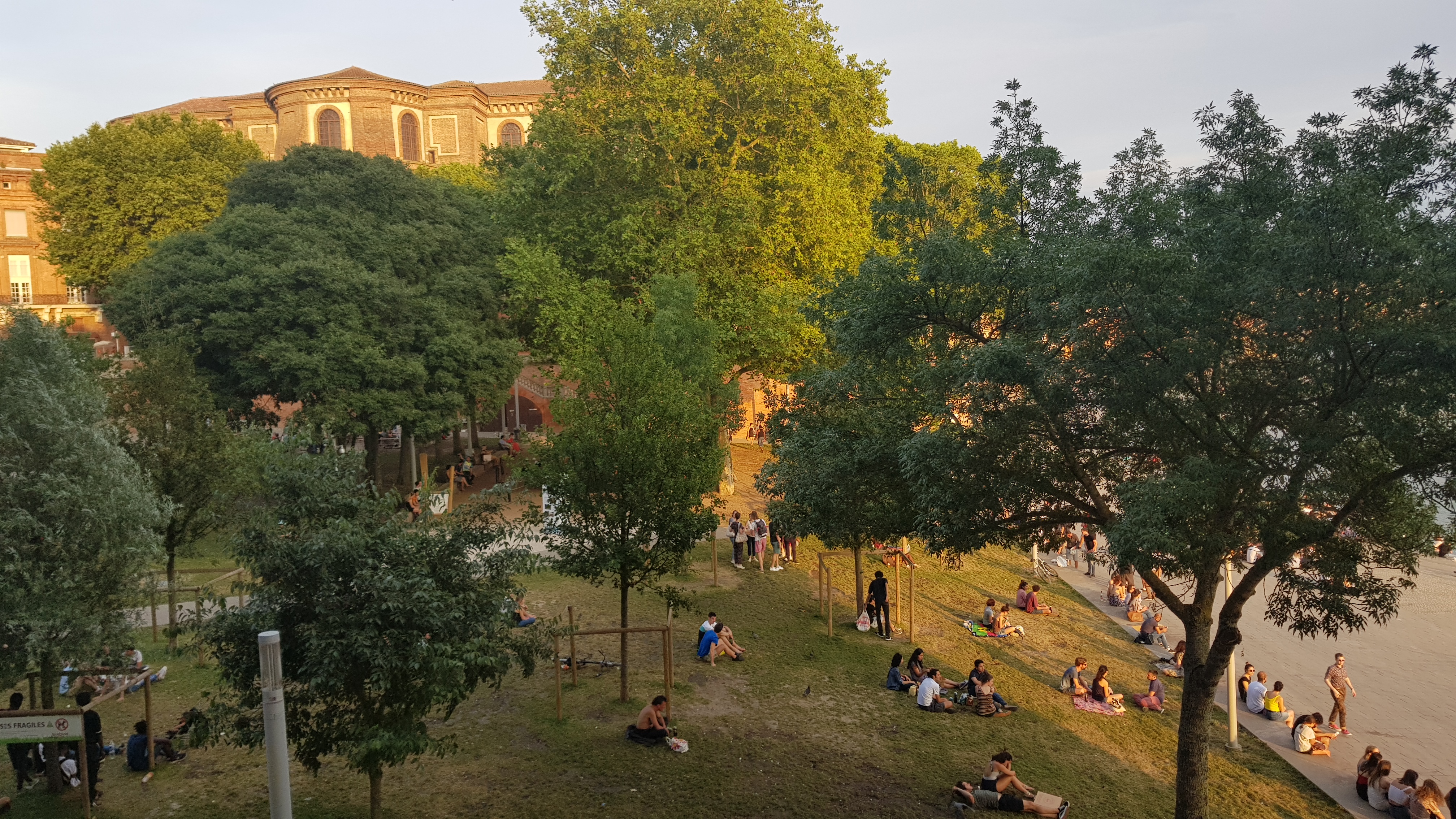 Photo n° 31 de l'avis de JEAN.A fait le 30/06/2018 à 00:19