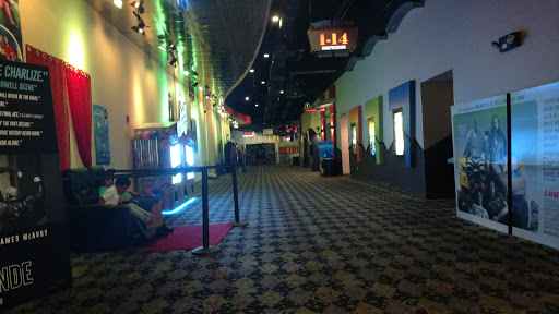 Movie Theater «Regal Cinemas Majestic 20 & IMAX», reviews and photos, 900 Ellsworth Dr, Silver Spring, MD 20910, USA